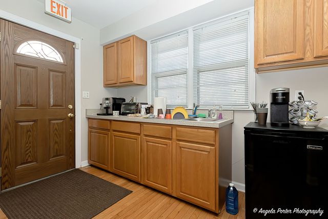 4017 Old Grand Avenue, Gurnee, IL 60031