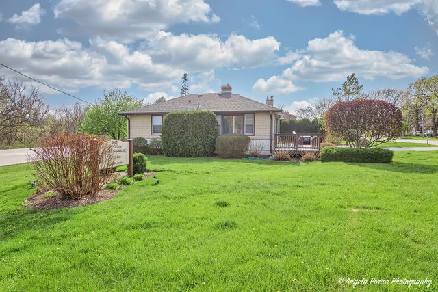4017 Old Grand Avenue, Gurnee, IL 60031