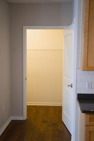 445 Wacouta Street 201, Saint Paul, MN 55101
