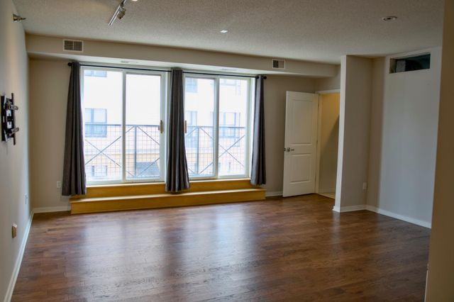 445 Wacouta Street 201, Saint Paul, MN 55101