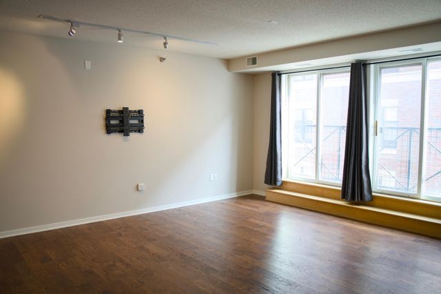 445 Wacouta Street 201, Saint Paul, MN 55101