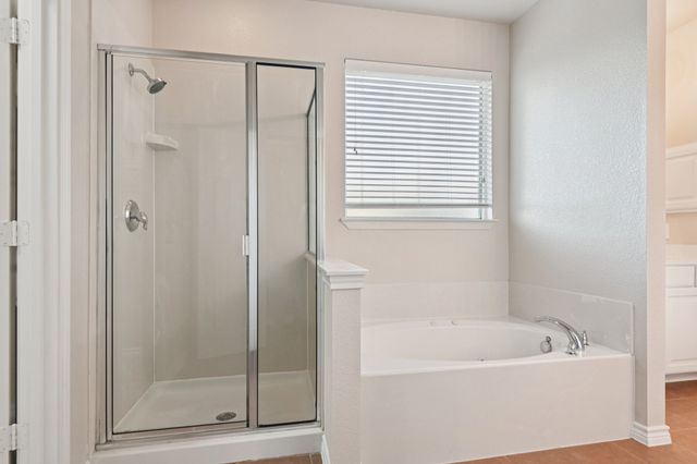 712 Marina Vista Drive, Lewisville, TX 75056