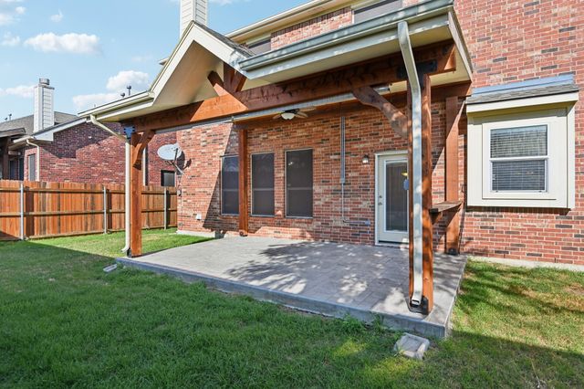 712 Marina Vista Drive, Lewisville, TX 75056