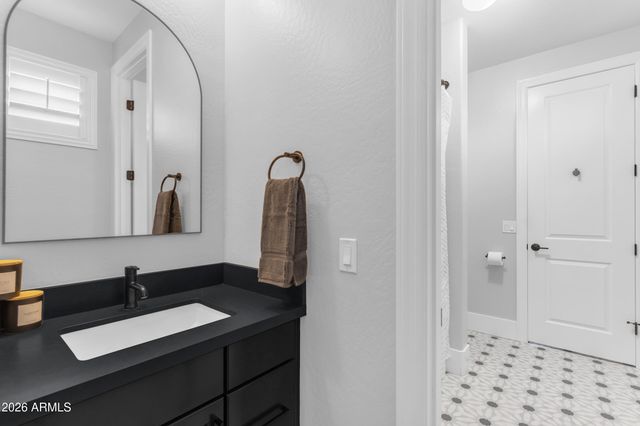 10315 E STARION Avenue, Mesa, AZ 85212