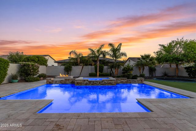 10315 E STARION Avenue, Mesa, AZ 85212