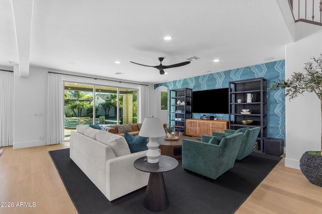 10315 E STARION Avenue, Mesa, AZ 85212