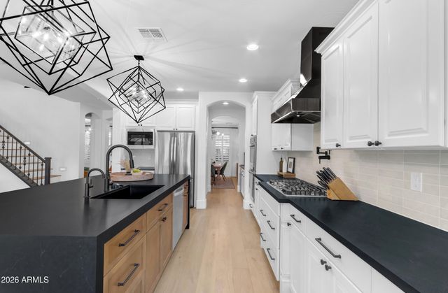 10315 E STARION Avenue, Mesa, AZ 85212