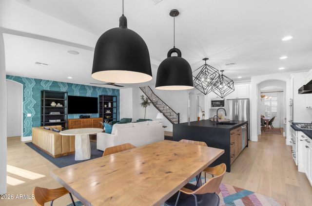 10315 E STARION Avenue, Mesa, AZ 85212