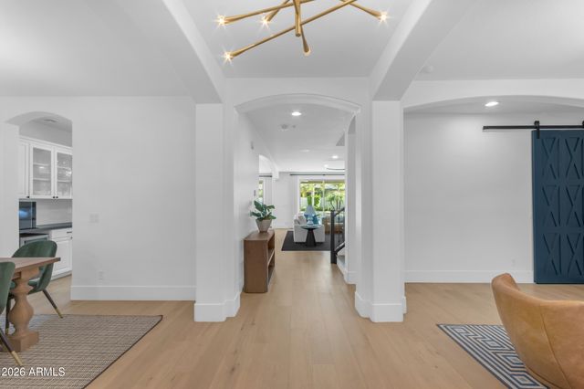 10315 E STARION Avenue, Mesa, AZ 85212