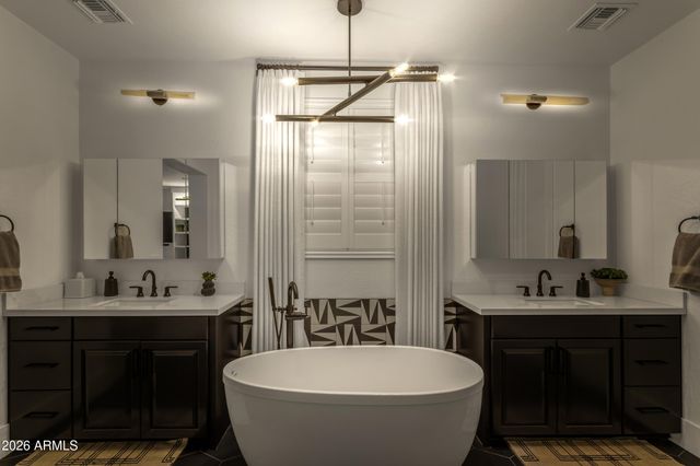 10315 E STARION Avenue, Mesa, AZ 85212