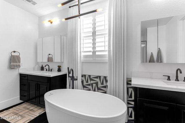 10315 E STARION Avenue, Mesa, AZ 85212