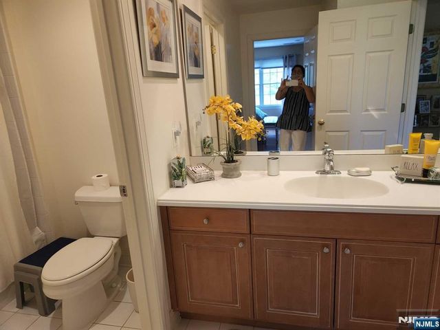46 Schindler Court, Upper Saddle River, NJ 07458