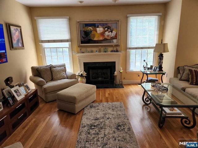 46 Schindler Court, Upper Saddle River, NJ 07458