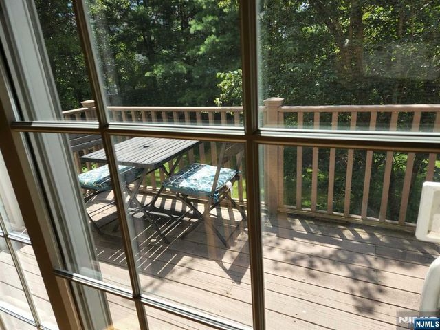46 Schindler Court, Upper Saddle River, NJ 07458