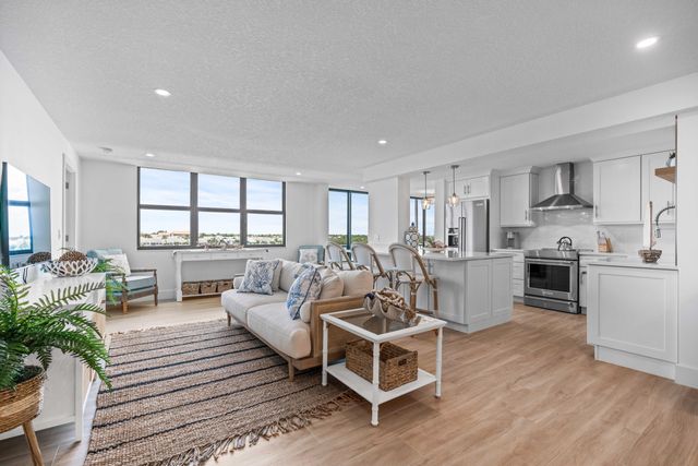 1542 Jupiter Cove Drive 503, Jupiter, FL 33469