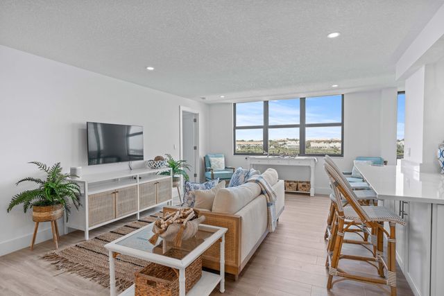 1542 Jupiter Cove Drive 503, Jupiter, FL 33469