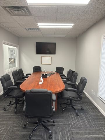 2332 E Kimberly Road, Davenport, IA 52807