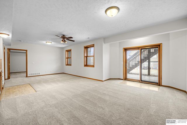 17222 Musket Street, Omaha, NE 68136