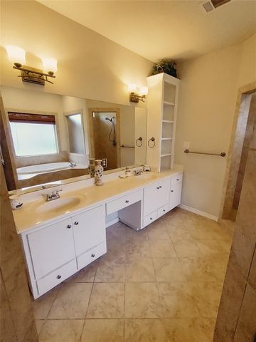 416 Brazos DR, Georgetown, TX 78628