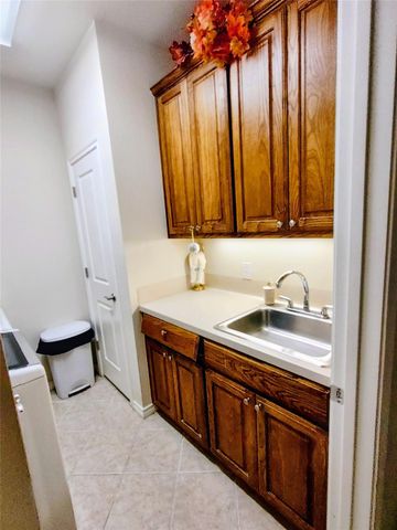 416 Brazos DR, Georgetown, TX 78628