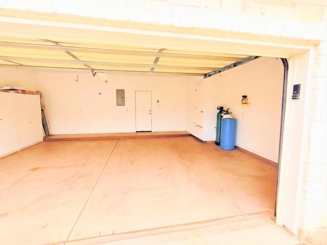 416 Brazos DR, Georgetown, TX 78628