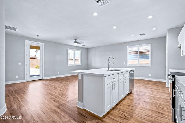 7428 W FAWN Drive, Laveen, AZ 85339