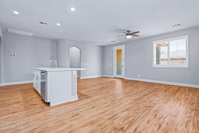 7428 W FAWN Drive, Laveen, AZ 85339