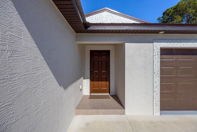 39 Villa Blanca, Fort Pierce, FL 34951