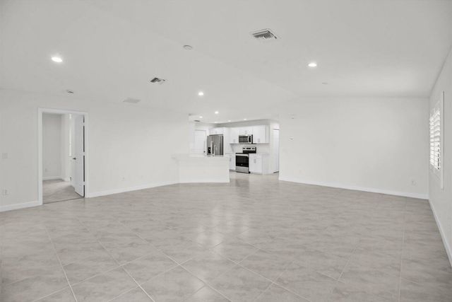 39 Villa Blanca, Fort Pierce, FL 34951