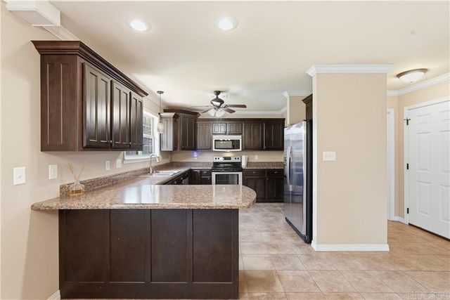 3958 Hemlock, Russellville, AR 72802