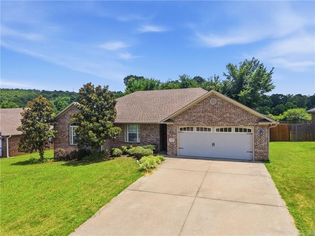 3958 Hemlock, Russellville, AR 72802