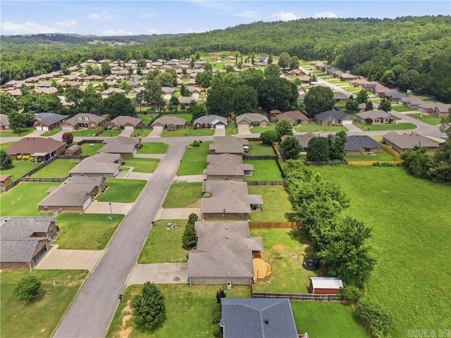3958 Hemlock, Russellville, AR 72802