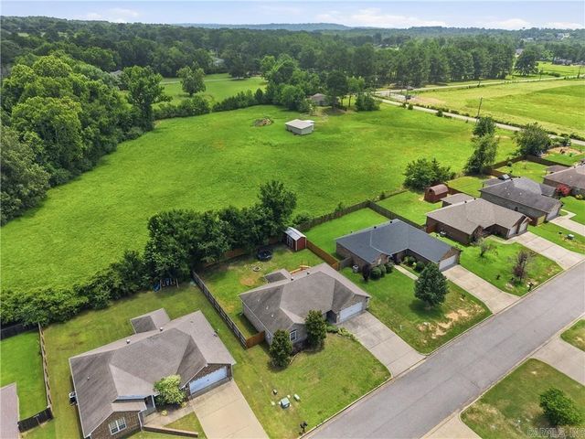 3958 Hemlock, Russellville, AR 72802