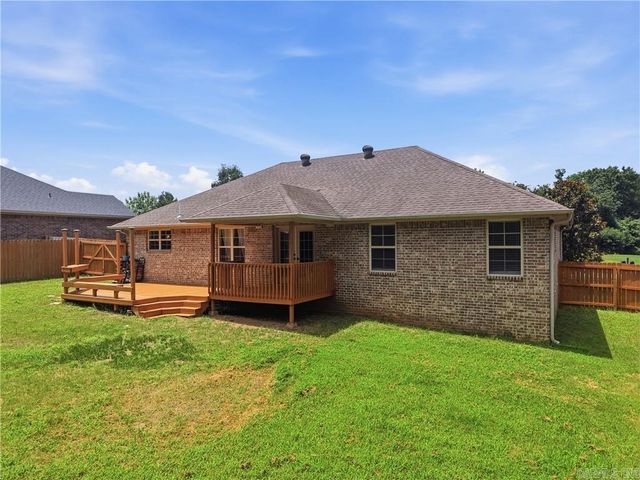 3958 Hemlock, Russellville, AR 72802