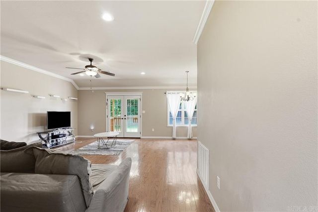 3958 Hemlock, Russellville, AR 72802