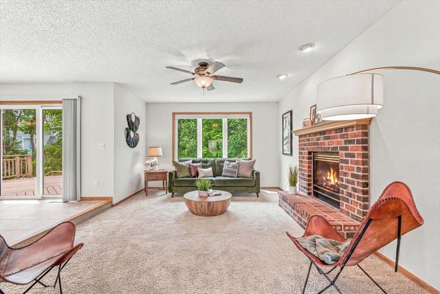 1722 Orchard Drive, Woodbury, MN 55125