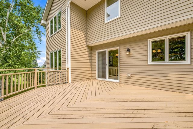 1722 Orchard Drive, Woodbury, MN 55125