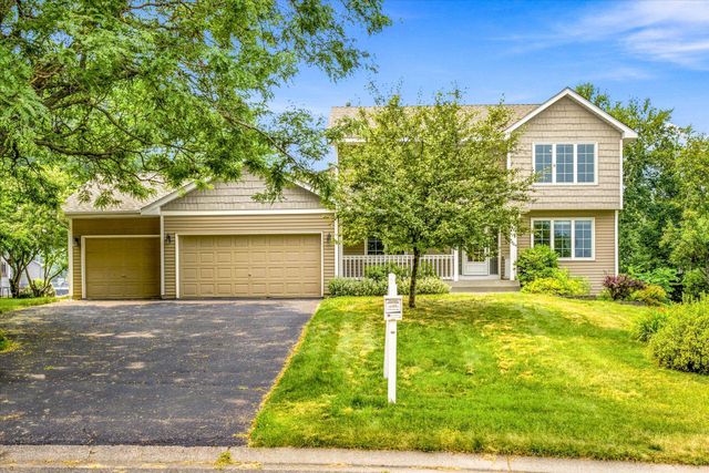 1722 Orchard Drive, Woodbury, MN 55125