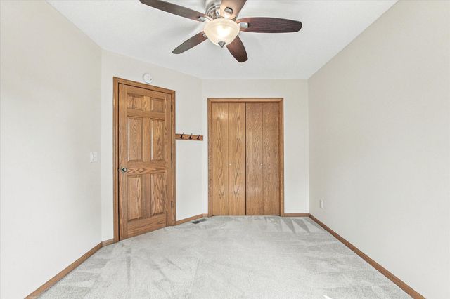 1722 Orchard Drive, Woodbury, MN 55125