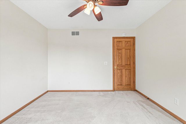 1722 Orchard Drive, Woodbury, MN 55125