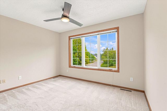 1722 Orchard Drive, Woodbury, MN 55125