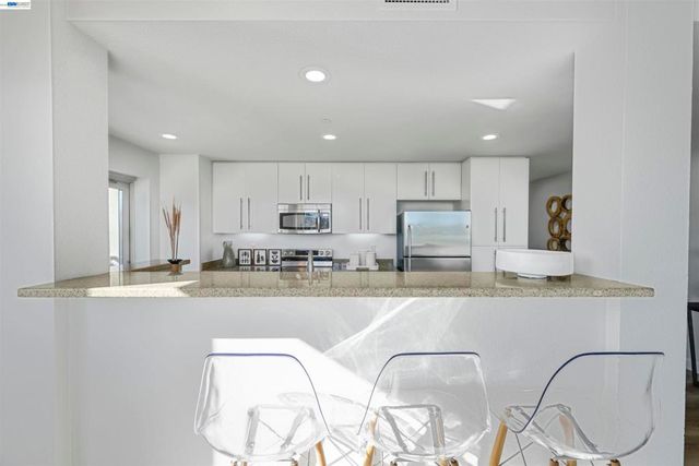 1375 Lick Ave 522, San Jose, CA 95110