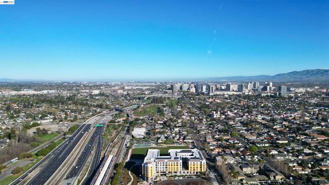 1375 Lick Ave 522, San Jose, CA 95110