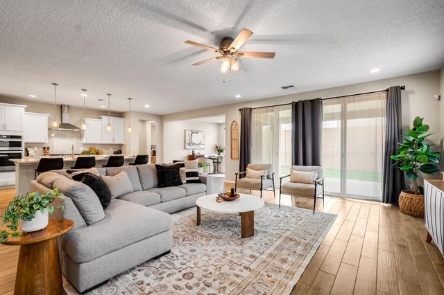 6304 Acadia Lane NE, Rio Rancho, NM 87144