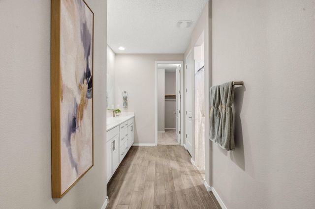 6304 Acadia Lane NE, Rio Rancho, NM 87144