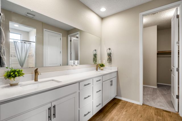 6304 Acadia Lane NE, Rio Rancho, NM 87144