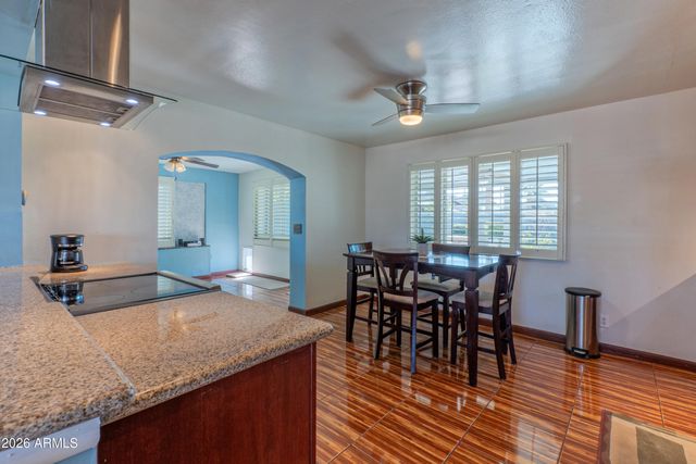 1317 E LAWRENCE Lane, Phoenix, AZ 85020