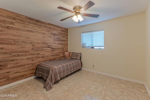 1317 E LAWRENCE Lane, Phoenix, AZ 85020