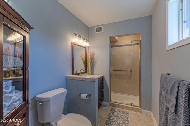 1317 E LAWRENCE Lane, Phoenix, AZ 85020