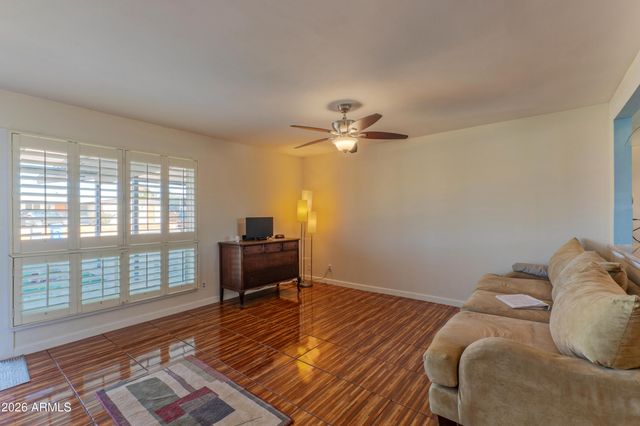 1317 E LAWRENCE Lane, Phoenix, AZ 85020